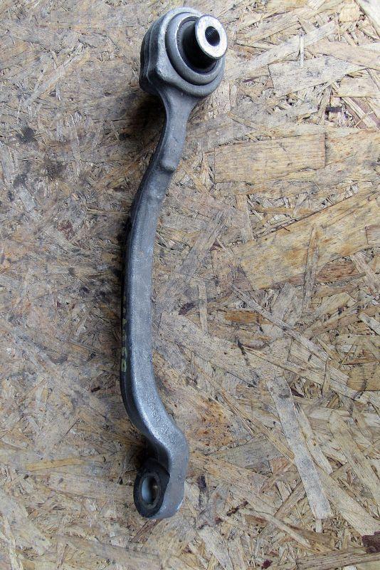 рычаг передний левый Mercedes-Benz CLS-Класс C218/X218 2011, 3.0 л., OM 642.854, дизель, купе - фото №1