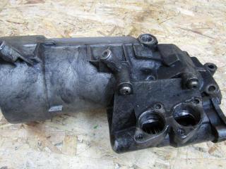 корпус масляного фильтра Mercedes-Benz E-Класс W210/S210 1995, 2.0 л., M 111.942, бензин, седан, 6061801110