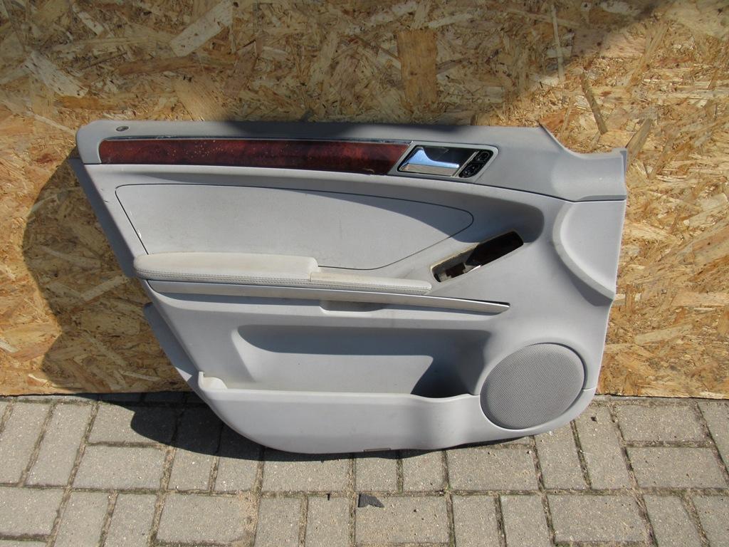 обшивка двери передняя левая Mercedes-Benz M-Класс W164 2006, 3.0 л., OM 642.940, дизель, внедорожник 5 дв. - фото №1