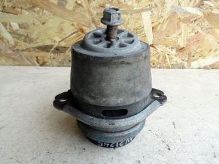 подушка крепления двигателя Volkswagen Touareg 1 поколение 2002, 5.0 л., дизель, внедорожник 5 дв., 7L6199131
