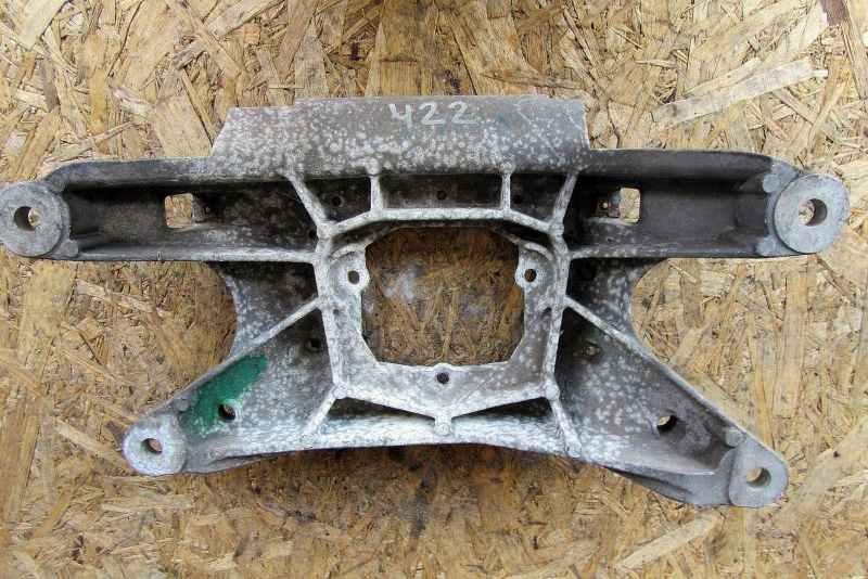 кронштейн КПП Audi A4 B8/8K 2008, 1.8 л., бензин, седан, 8K0399263K - фото №1