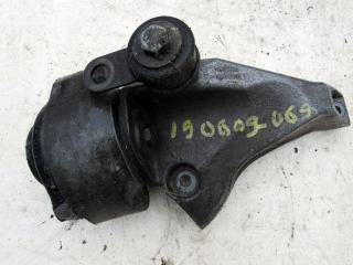 кронштейн (крепление) Audi A6 4B/C5 1998, 4.2 л., бензин, седан, 4B3399113C