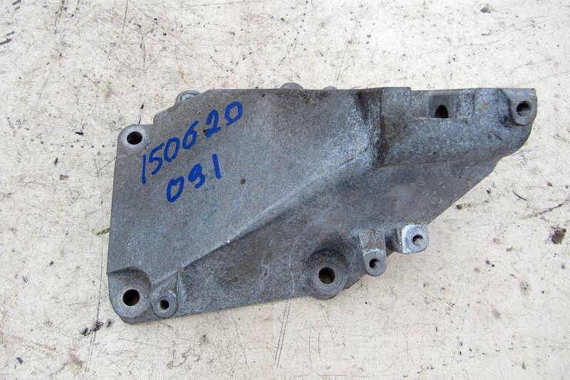 кронштейн двигателя Mercedes-Benz GL-Класс X166 2012, 4.7 л., M 278.928, бензин, внедорожник 5 дв., 2782234804 - фото №1