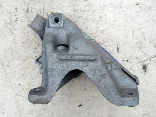 кронштейн двигателя BMW 5 серия E60/E61 2003, 2.5 л., M54 B25 (256S5), бензин, седан, 6760316