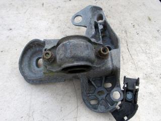 кронштейн двигателя Audi A6 4B/C5 [рестайлинг] 2001, 1.8 л., AFY, бензин, седан, 8E0199352D