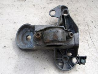 кронштейн двигателя Audi A4 B7 2006, 1.8 л., BFB, бензин, седан, 4B0199352B