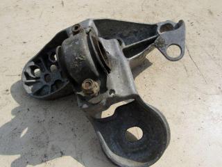 кронштейн двигателя Audi A4 B7 2006, 1.8 л., BFB, бензин, седан, 4B0199351B