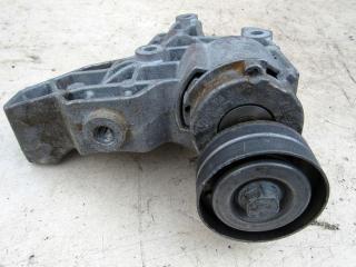 кронштейн компрессора кондиционера Volkswagen Golf 6 поколение 2008, 1.4 л., CAXA, бензин, хетчбэк 5 дв., 03C903143B