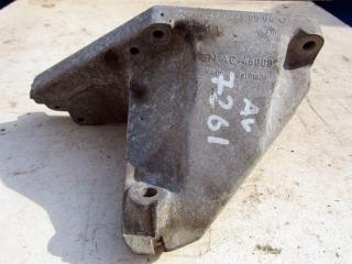 кронштейн двигателя Mercedes-Benz S-Класс W221 2005, 5.5 л., M 273.961, бензин, седан, 2732230504