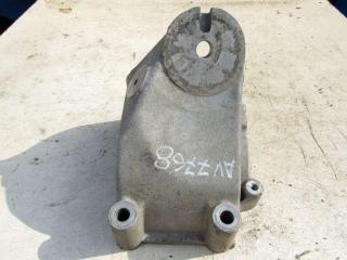 кронштейн двигателя Volkswagen Touareg 1 поколение 2007, 5.0 л., CBWA, дизель, внедорожник 5 дв., 07Z199307B