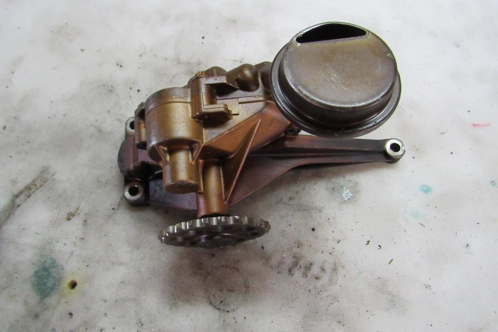 насос масляный Mercedes-Benz E-Класс W210/S210 1997, 4.3 л., M 113.940, бензин, седан, 1131810001 - фото №1