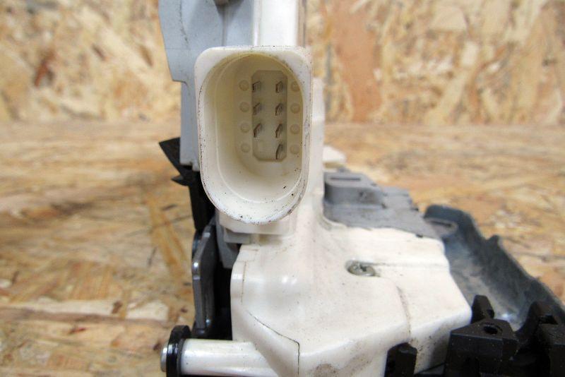 замок двери передней левой Audi A6 4G/C7 2011, 2.0 л., дизель, седан, 8J1837015F - фото №1