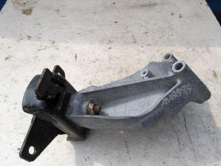 кронштейн двигателя Volkswagen Amarok 1 поколение 2010, 2.0 л., дизель, пикап, 03L199307B