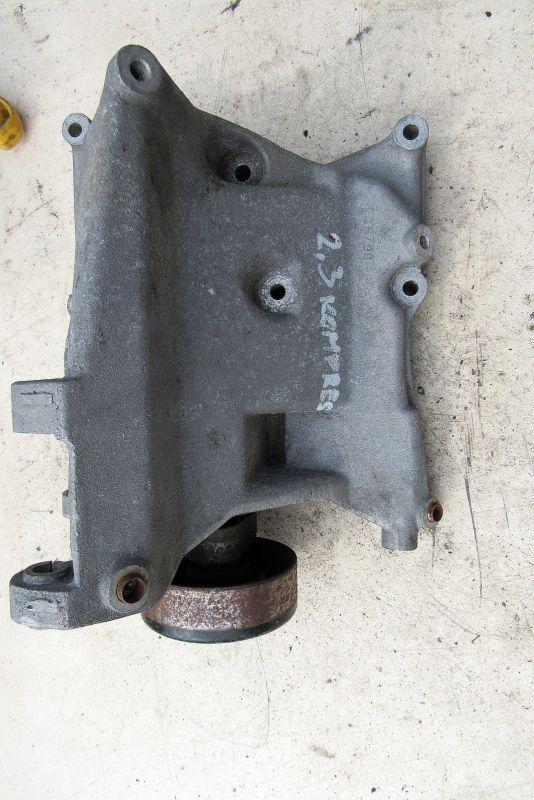 кронштейн (крепление) Mercedes-Benz CLK-Класс W208/A208 1997, 2.3 л., бензин, купе, 1110960345 - фото №1