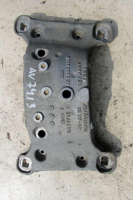 кронштейн КПП Audi A8 D3/4E 2003, 3.0 л., ASB, дизель, седан, 4E0399231N - фото №1