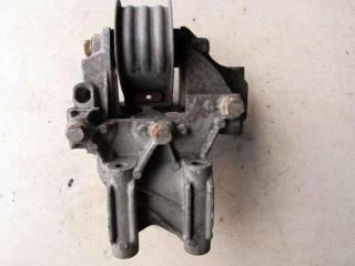 подушка крепления двигателя Volkswagen Multivan T5 2003, 2.5 л., дизель, минивэн, 070199343B