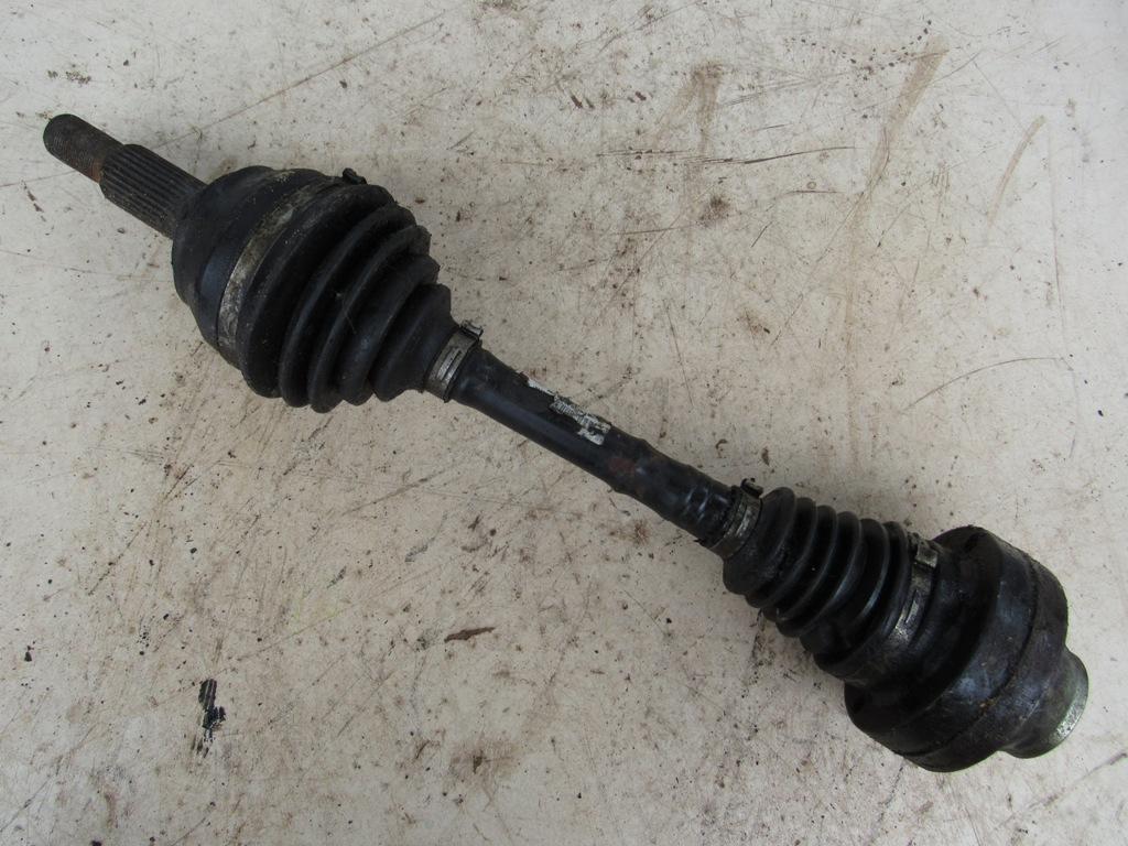 полуось передняя левая (приводной вал, ШРУС) Volkswagen Touareg 1 поколение 2004, 3.2 л., BMV, бензин, внедорожник 5 дв., 7L0407271C - фото №1