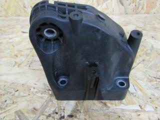 кронштейн двигателя Mercedes-Benz GLS-Класс X166 2015, 3.0 л., OM 642.826, дизель, внедорожник 5 дв., 6422236104