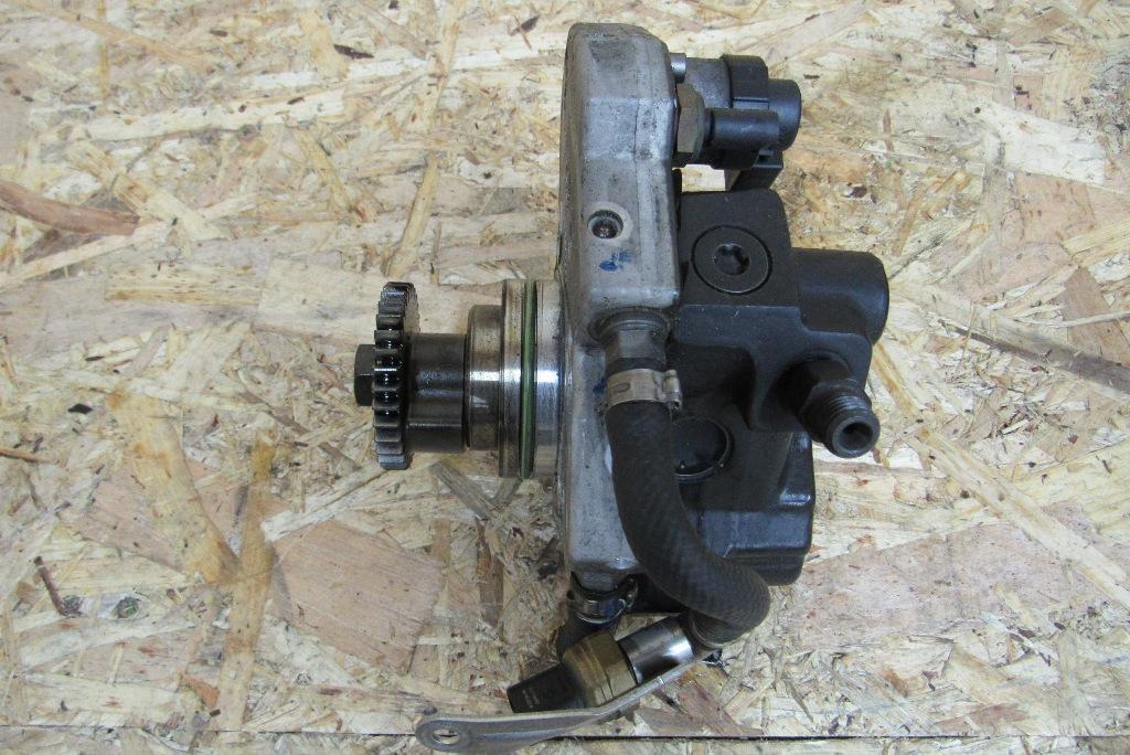 ТНВД Mercedes-Benz GLS-Класс X166 2015, 3.0 л., OM 642.826, дизель, внедорожник 5 дв., 6420104008 - фото №1