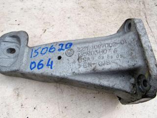 кронштейн двигателя BMW X5 E53 2003, 3.0 л., M57 D30 (306D2), дизель, внедорожник 5 дв., 22111097002-01