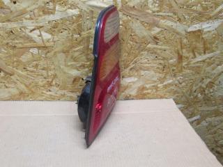 фонарь крышки багажника правый Toyota Land Cruiser J100 [рестайлинг] 2003, 4.7 л., 2UZ-FE, бензин, АКПП, внедорожник 5 дв.