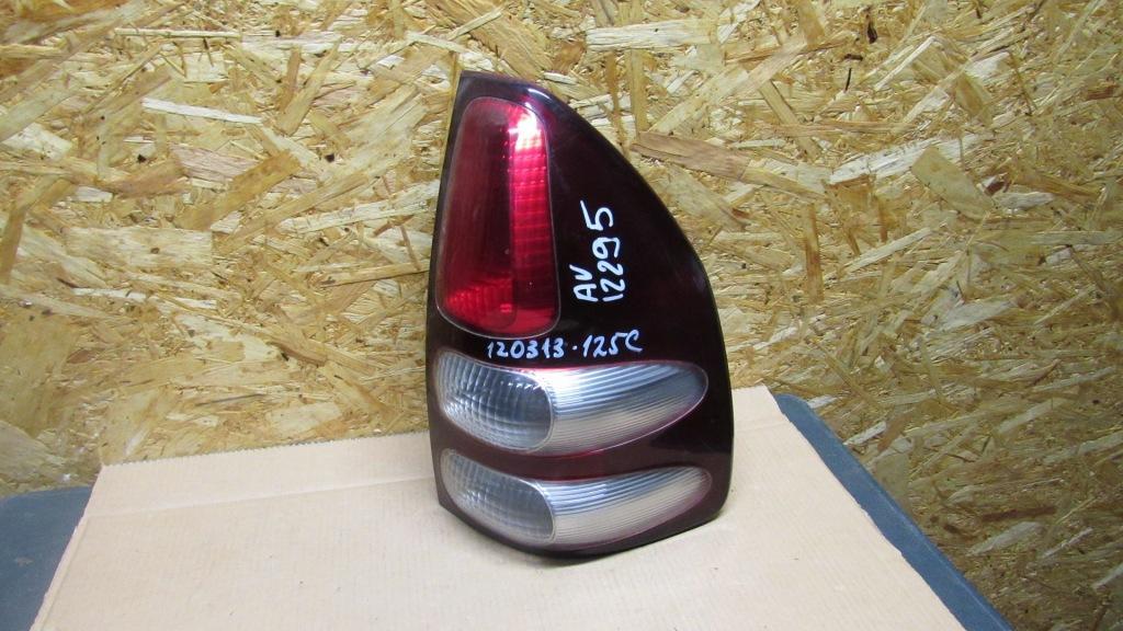 фонарь задний правый Toyota Land Cruiser Prado J120 2007, 3.0 л., 1KD-FTV, дизель, АКПП, внедорожник 5 дв. - фото №1