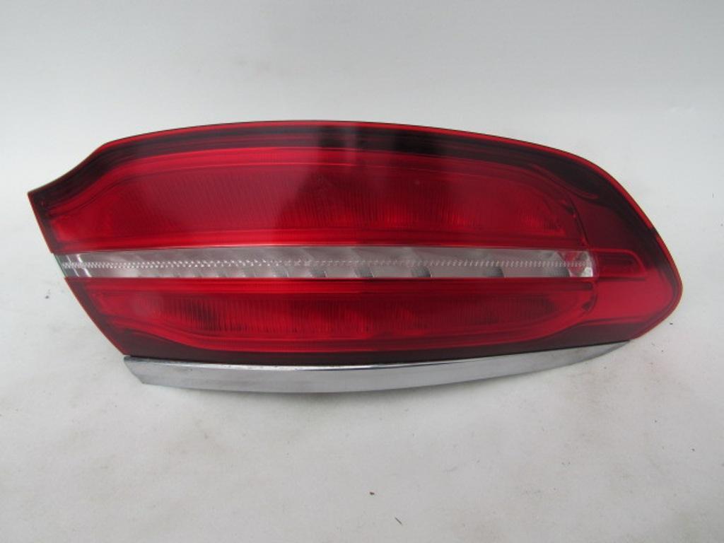 фонарь задний левый Mercedes-Benz GLE W166 2017, 3.0 л., OM 642.826, дизель, АКПП, купе - фото №1