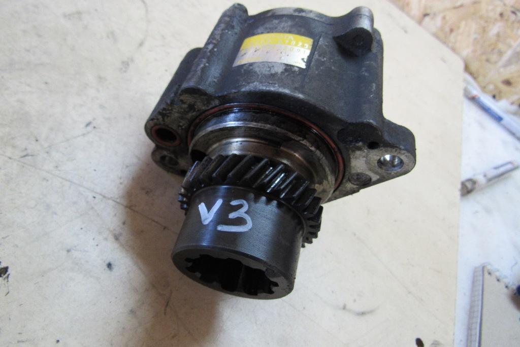 насос вакуумный Toyota Land Cruiser Prado J120 2004, 3.0 л., 1KD-FTV, дизель, внедорожник 5 дв., 2930067020 - фото №1