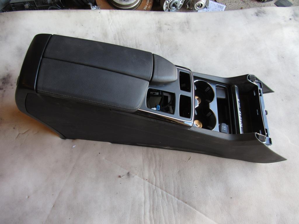 подлокотник Mercedes-Benz GLE Coupe C292 2016, 3.0 л., OM 642.826, дизель, купе - фото №1