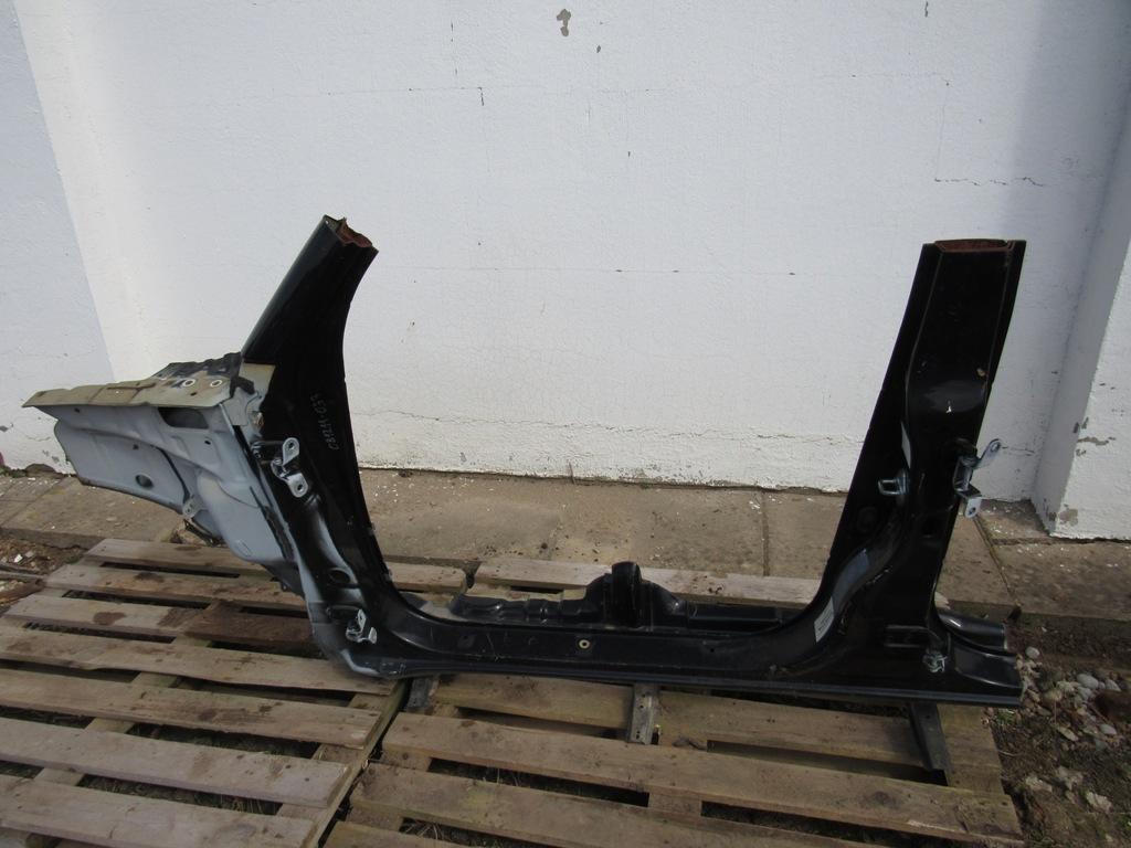 стойка кузовная передняя Toyota Land Cruiser J100 1998, 4.2 л., 1HD-FTE, дизель, внедорожник 5 дв. - фото №1