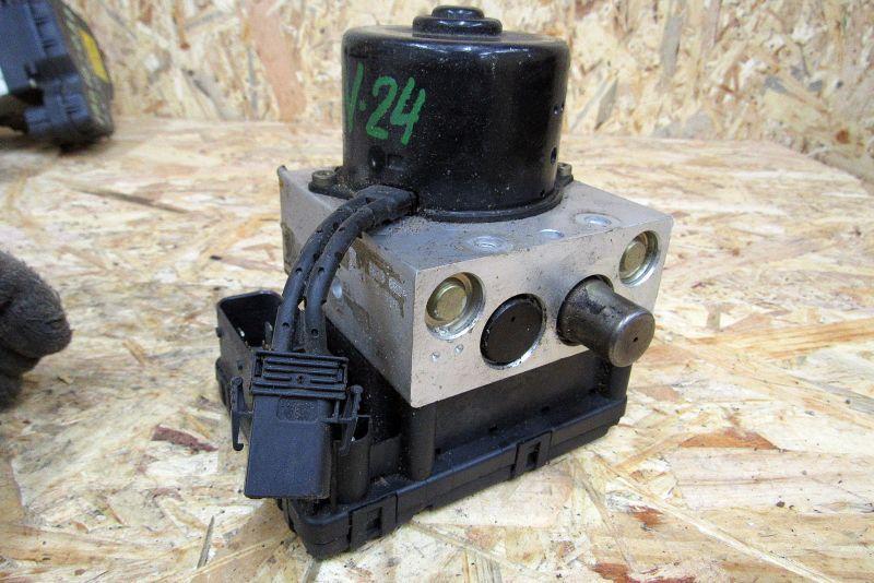 блок ABS Jeep Grand Cherokee WJ 1999, 4.0 л., бензин, внедорожник 5 дв., N30HU-407 - фото №1