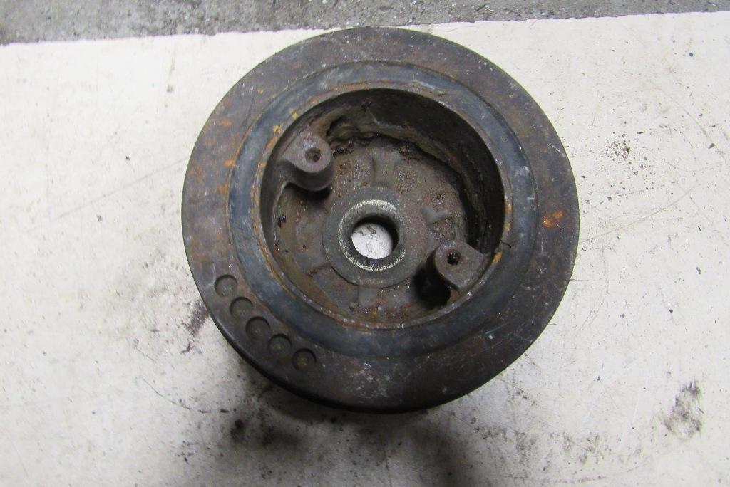 шкив коленвала Toyota Land Cruiser J100 1998, 4.2 л., 1HD-FTE, дизель, внедорожник 5 дв. - фото №1