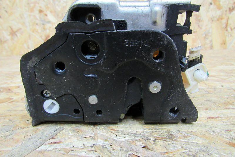 замок двери передней правой Audi A5 8T 2008, 2.0 л., CAHA, дизель, купе, 8J1837016C - фото №1