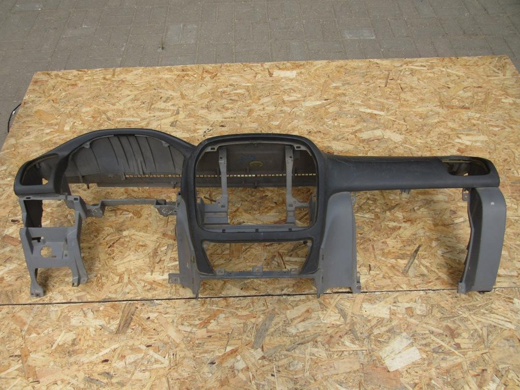 панель передняя салона (торпедо) Toyota Land Cruiser J100 1998, 4.2 л., 1HD-FTE, дизель, внедорожник 5 дв., 55311-60460 - фото №1