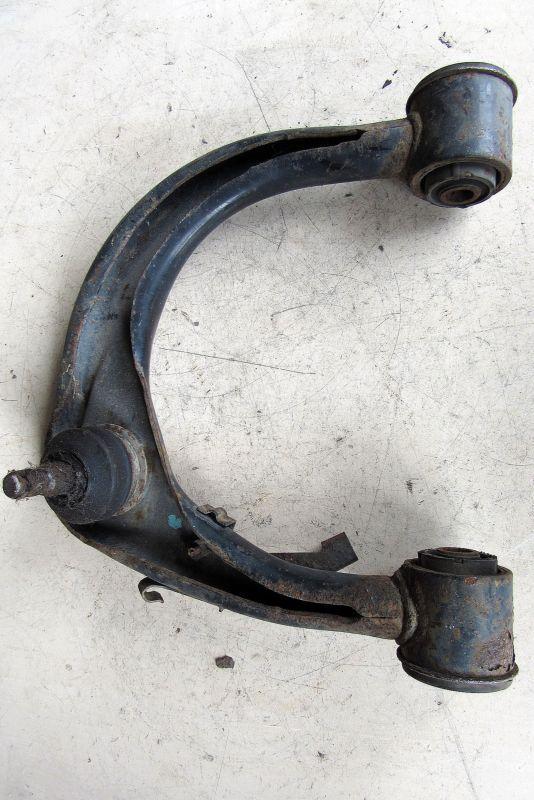 рычаг передний правый Toyota Land Cruiser Prado J120 2003, 3.0 л., 1KZ-TE, дизель, внедорожник 5 дв., 48610-60070 - фото №1