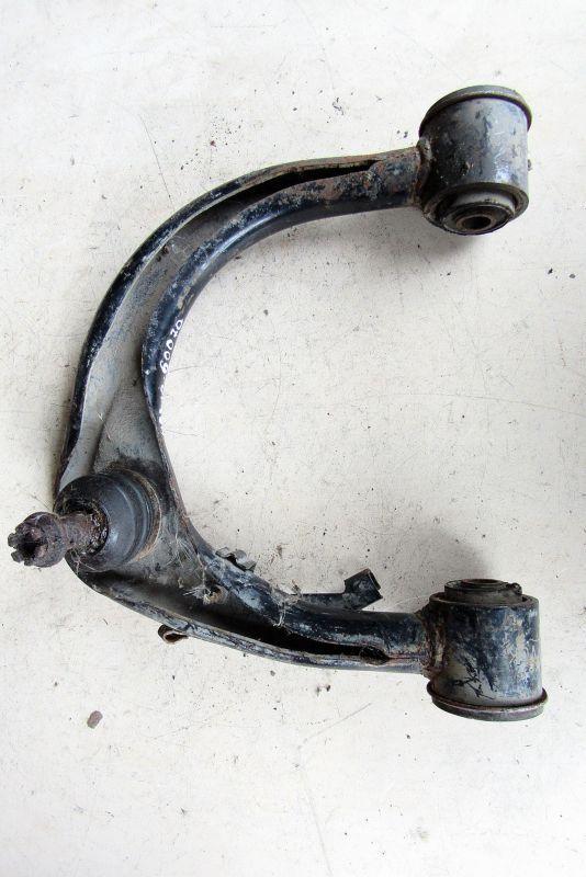 рычаг передний правый Toyota Land Cruiser Prado J120 2003, 3.0 л., 1KZ-TE, дизель, внедорожник 5 дв., 48610-60070 - фото №1