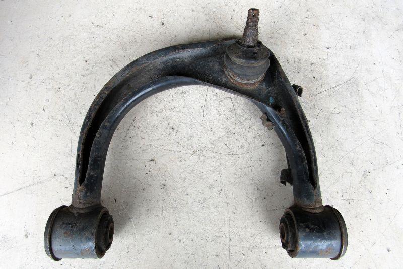 рычаг передний левый Toyota Land Cruiser Prado J120 2003, 4.0 л., 1GR-FE, бензин, внедорожник 5 дв., 48610-60050 - фото №1