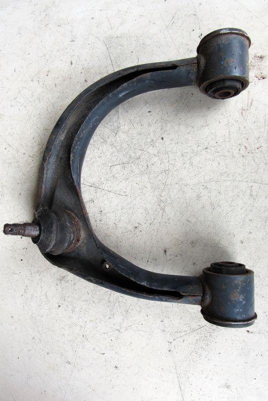 рычаг передний правый Toyota Land Cruiser Prado J150 2009, 3.0 л., 5L-E, дизель, внедорожник 5 дв., 48610-60070 - фото №1