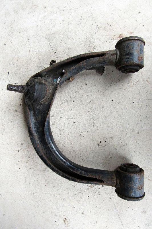 рычаг передний левый Toyota Land Cruiser Prado J120 2005, 4.5 л., 1VD-FTV, дизель, внедорожник 5 дв., 48610-60050 - фото №1