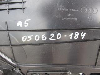 обшивка двери передняя левая Audi A5 8T 2011, 2.0 л., CGLC, дизель, хетчбэк 5 дв., 8T8867105A