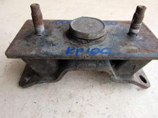 подушка крепления КПП Toyota Land Cruiser J100 1998, 4.2 л., 1H-Z, дизель, внедорожник 5 дв.