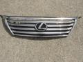 решетка радиатора Lexus LX 3 поколение 2011, 5.7 л., 3UR-FE, бензин, АКПП, внедорожник 5 дв. - фото №2