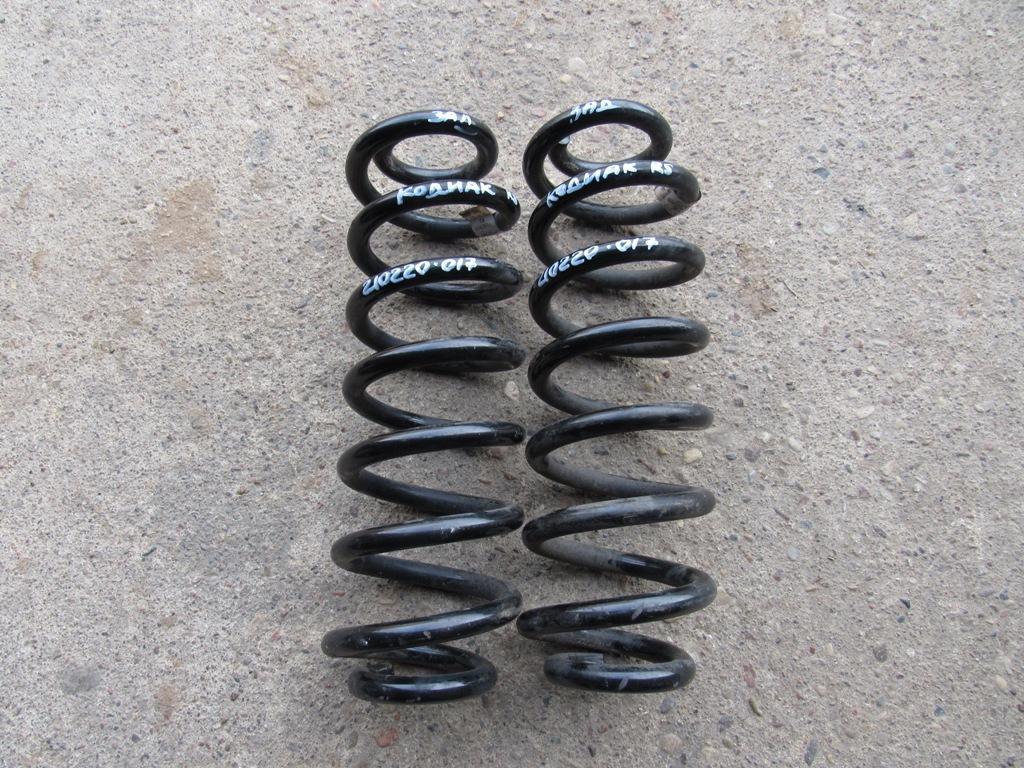 пружина задняя Skoda Kodiaq 1 поколение 2016, 2.0 л., DFHA, дизель, внедорожник 5 дв., 5QF511115 - фото №1