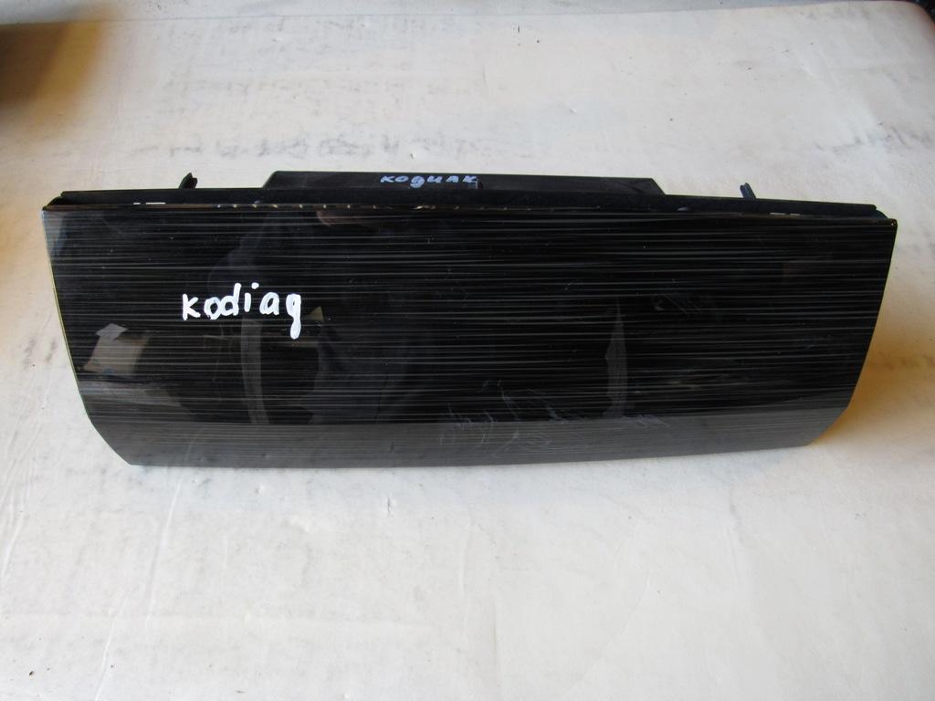 бардачок Skoda Kodiaq 1 поколение 2016, 2.0 л., DFHA, дизель, внедорожник 5 дв., 566857264 - фото №1