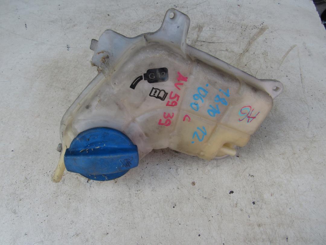 бачок расширительный Audi A4 B7 2006, 2.7 л., BPP, дизель, седан, 8E0121403E - фото №1
