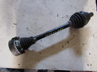 полуось передняя левая (приводной вал, ШРУС) Volkswagen Golf 5 поколение 2004