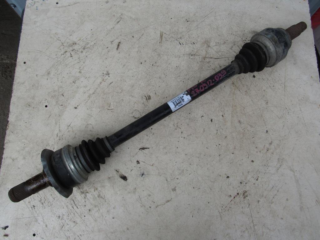 полуось задняя (приводной вал, ШРУС) BMW 5 серия F07/F10/F11 2010, 7581018 - фото №1