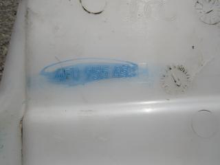 бачок омывателя Audi A6 4F/C6 [рестайлинг] 2010, 4F0955453