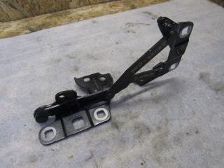 петля капота левая Mercedes-Benz M-Класс W166 2014, 1668800028