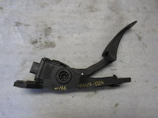 педаль Mercedes-Benz M-Класс W166 2012, 3.0 л., дизель, 1663000004